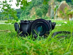 Is it time to give up on your DSLR camera?